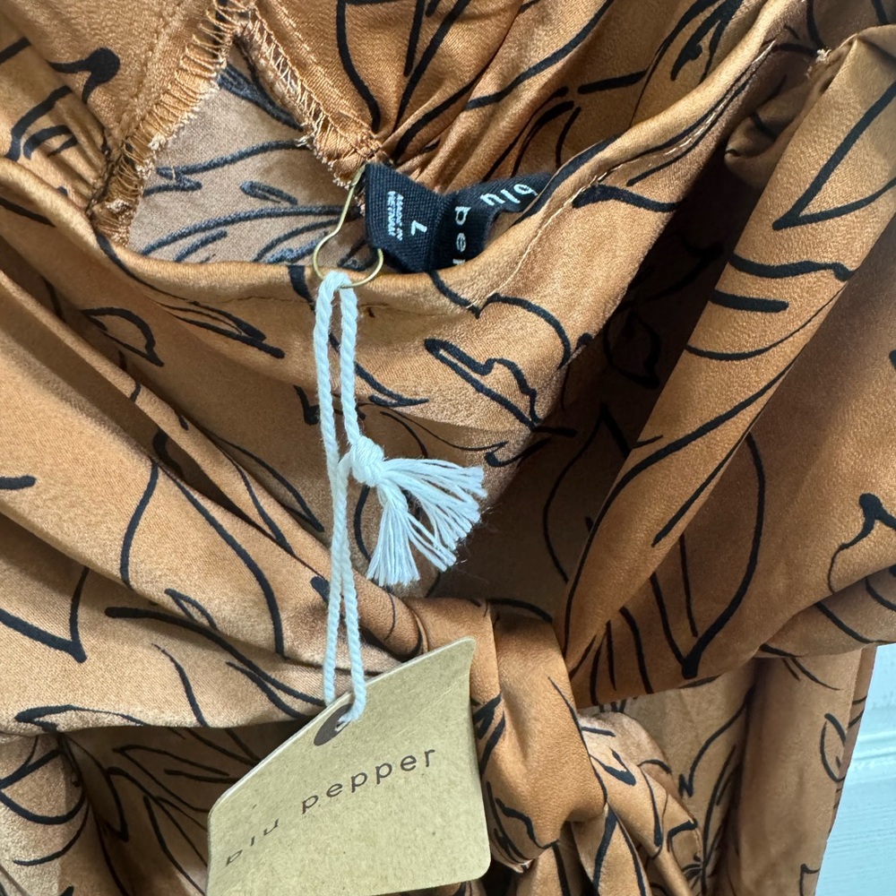 Blu Pepper Floral Print Brown Midi Dress NWT - Picture 5 of 10